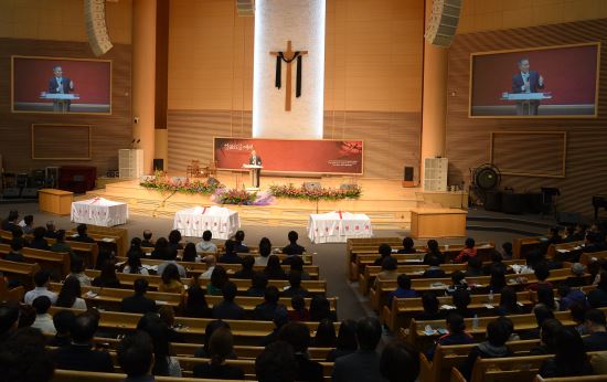 서정인 한국컴패션 대표, 선한목자교회 '성금요일 예배'서 북한 어린이 돕기 설교 - 국민일보