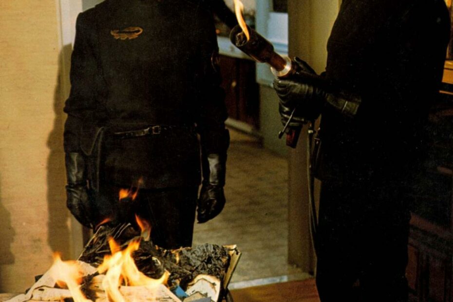 Fahrenheit 451 | Plot, Themes, & Facts | Britannica